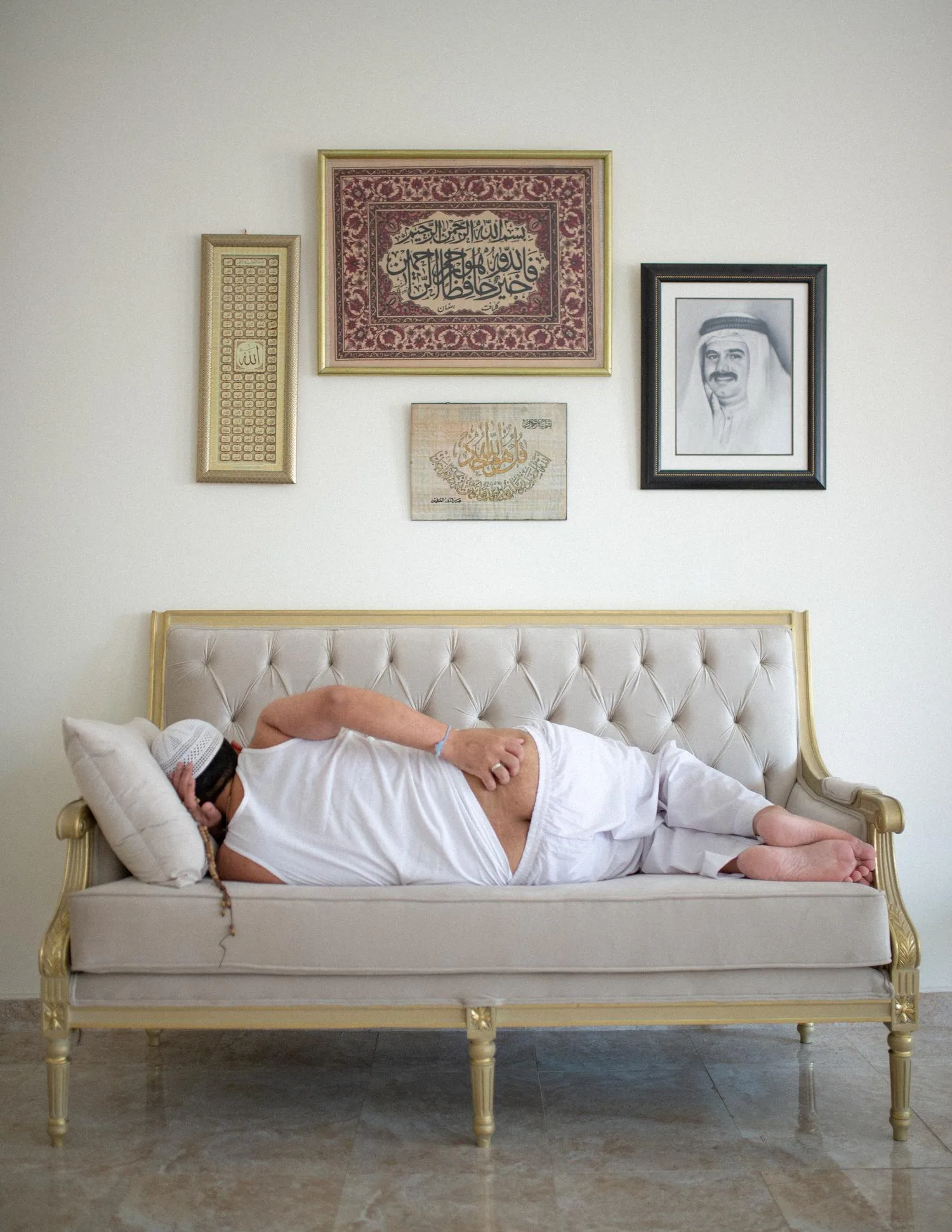 AS I LAY BETWEEN TWO SEAS, photograph 7
